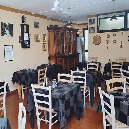 Locanda Dal Genovese La Maddalena (Sassari) Exterior photo