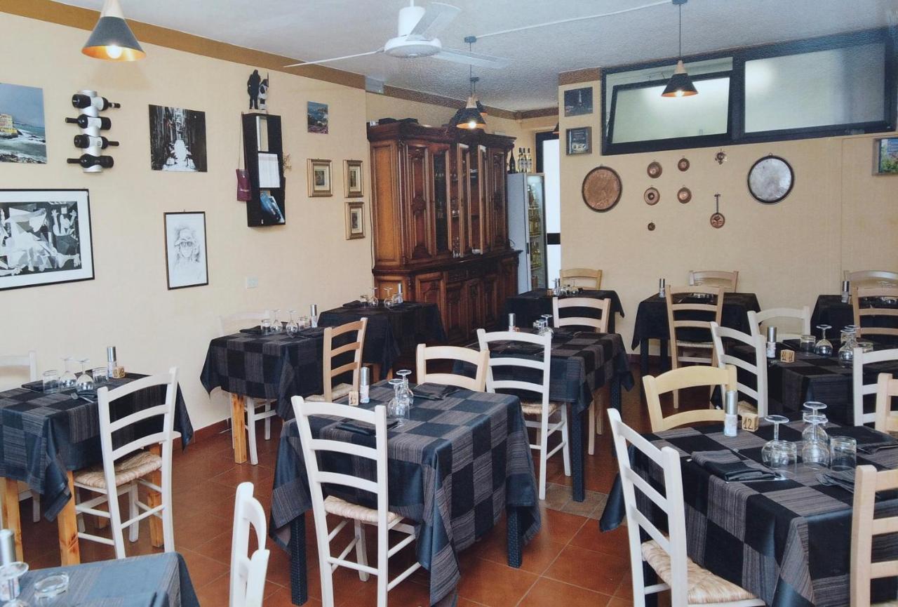 Locanda Dal Genovese La Maddalena (Sassari) Exterior photo